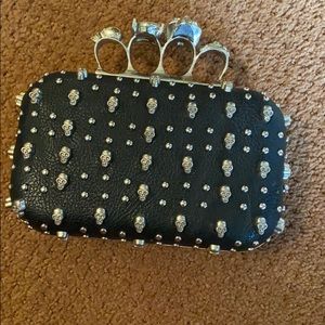 Skull Black Clutch